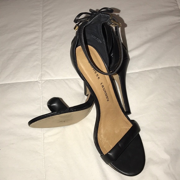 Chinese Laundry Black Heels - Picture 1 of 5
